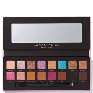 NIB Anastasia Beverly Hills Amrezy Eyeshadow Palette